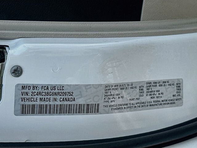 2022 Chrysler Pacifica Touring L