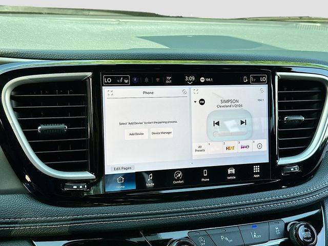 2027 Chrysler Pacifica Select