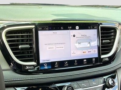 2027 Chrysler Pacifica Select