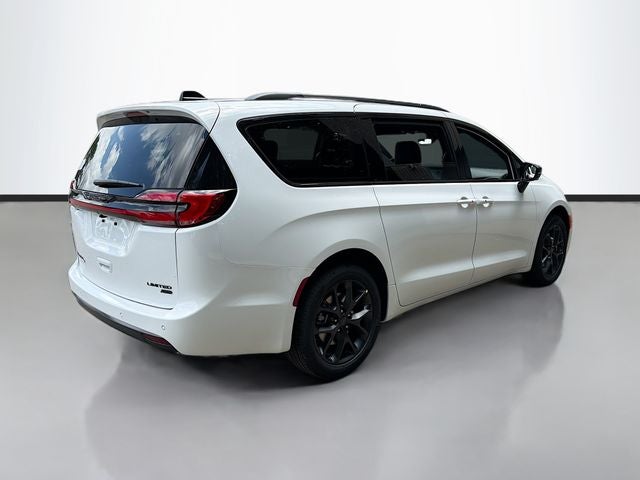 2027 Chrysler Pacifica Limited