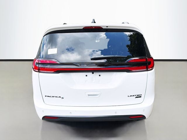 2027 Chrysler Pacifica Limited