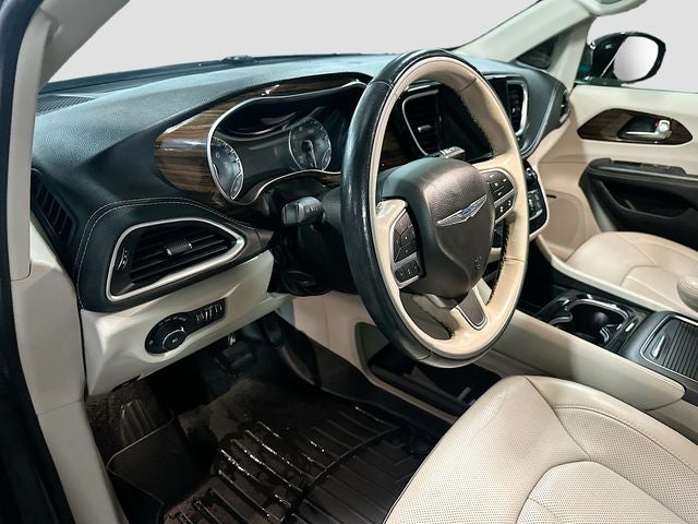 2021 Chrysler Pacifica Limited HEATED/COOLED SEATS