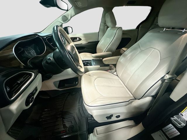 2021 Chrysler Pacifica Limited HEATED/COOLED SEATS