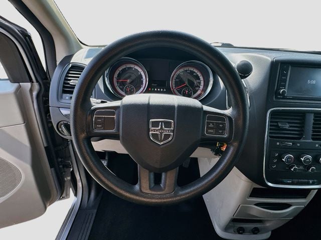 2020 Dodge Grand Caravan SE