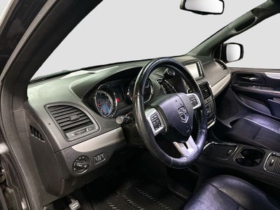 2016 Dodge Grand Caravan R/T REAR ENTERTAINMET - HEATED SEATS