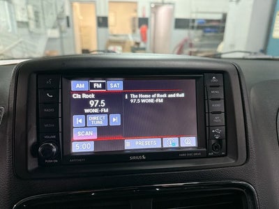 2016 Dodge Grand Caravan R/T REAR ENTERTAINMET - HEATED SEATS