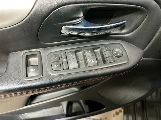 2016 Dodge Grand Caravan R/T REAR ENTERTAINMET - HEATED SEATS