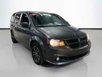 2016 Dodge Grand Caravan R/T REAR ENTERTAINMET - HEATED SEATS