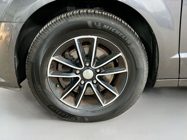2016 Dodge Grand Caravan R/T REAR ENTERTAINMET - HEATED SEATS
