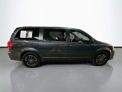 2016 Dodge Grand Caravan R/T REAR ENTERTAINMET - HEATED SEATS