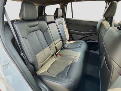 2026 Jeep Cherokee Overland
