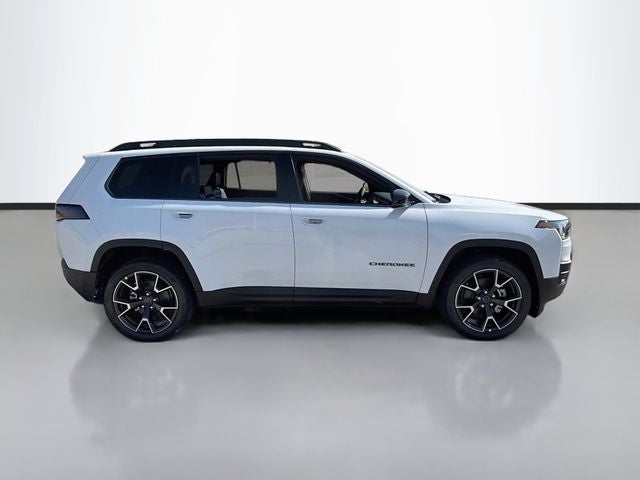2026 Jeep Cherokee Overland