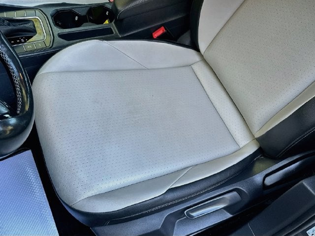 2019 Volkswagen Jetta R-Line