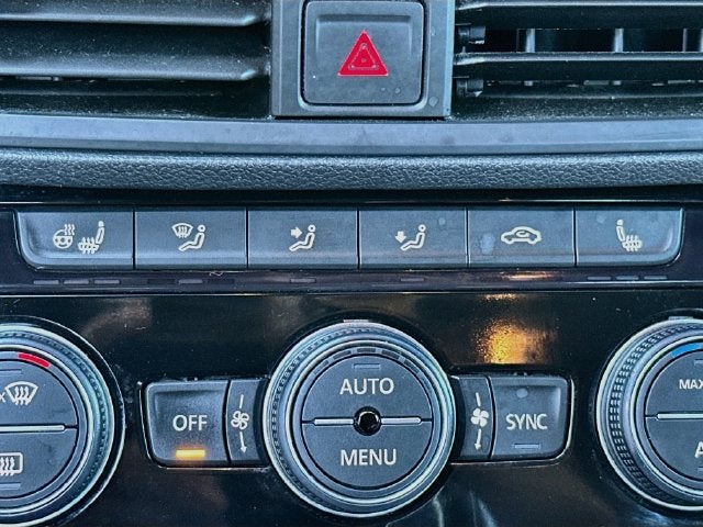 2019 Volkswagen Jetta R-Line
