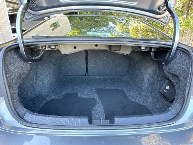 2019 Volkswagen Jetta R-Line