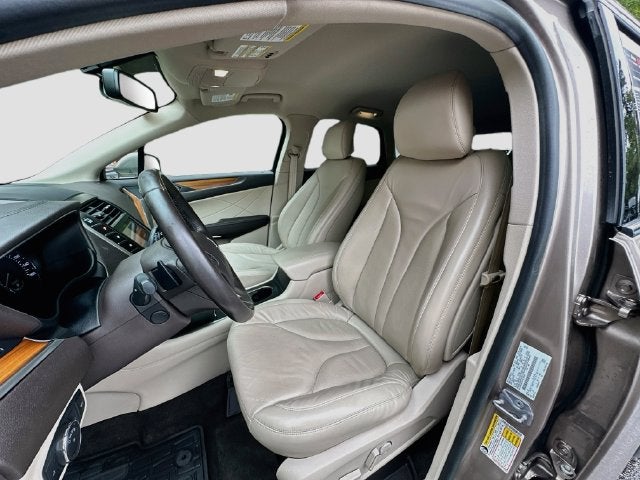 2019 Lincoln MKC Select