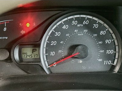 2014 Toyota Sienna LE 8 Passenger