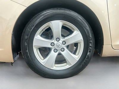2014 Toyota Sienna LE 8 Passenger