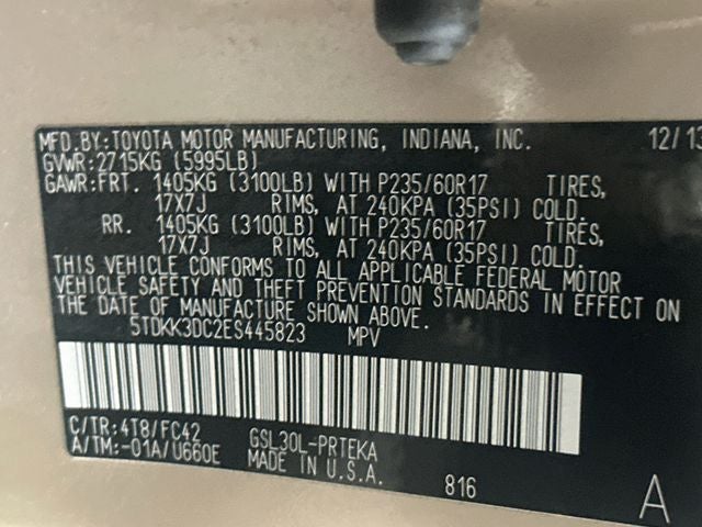 2014 Toyota Sienna LE 8 Passenger