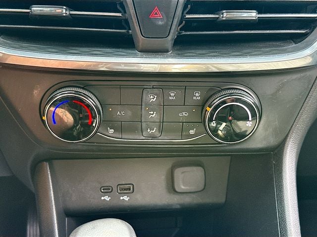 2024 Buick Encore GX Preferred HEATED SEATS - BLIND ZONE ALERT
