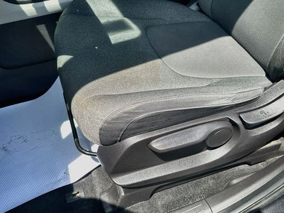 2022 Kia Carnival LX