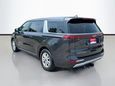 2022 Kia Carnival LX