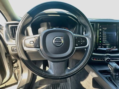 2018 Volvo XC60 T5 Momentum