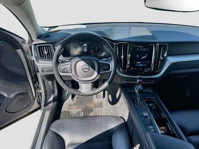 2018 Volvo XC60 T5 Momentum