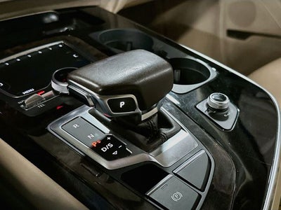 2019 Audi Q7 55 Premium Plus quattro