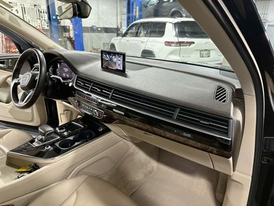 2019 Audi Q7 55 Premium Plus quattro