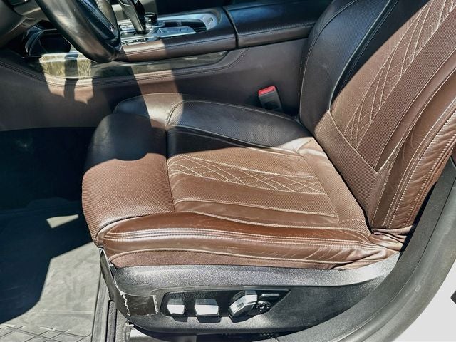 2018 BMW 7 Series M760i