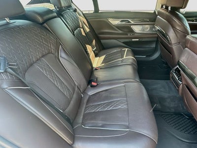 2018 BMW 7 Series M760i