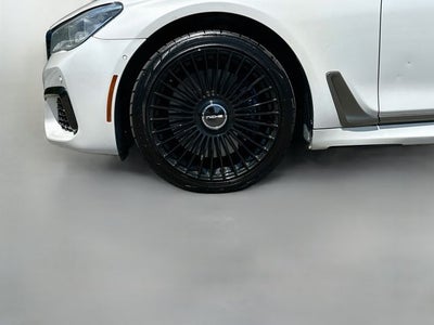 2018 BMW 7 Series M760i
