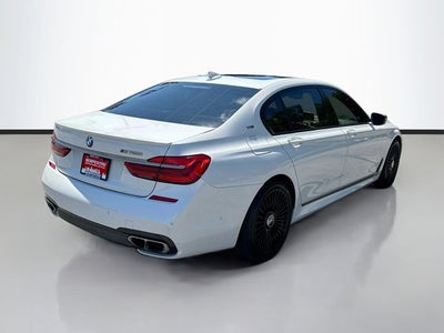 2018 BMW 7 Series M760i