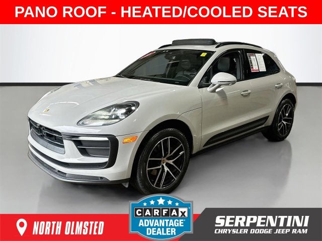 2023 Porsche Macan Base