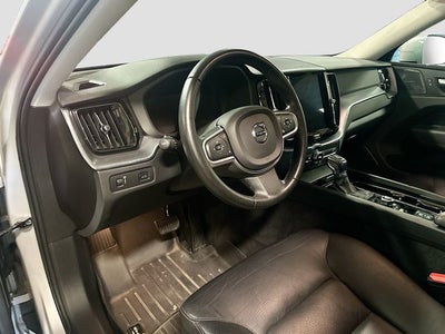 2019 Volvo XC60 T6 Momentum AWD