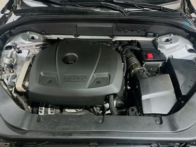 2019 Volvo XC60 T6 Momentum AWD