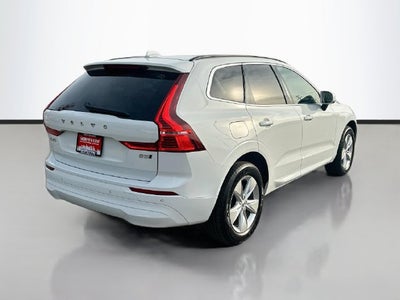 2022 Volvo XC60 B5 Momentum AWD
