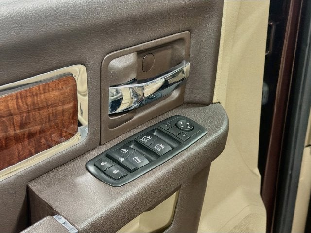 2012 RAM 1500 Laramie W/ SUNROOF
