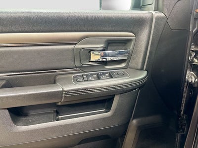 2018 RAM 1500 Night W/ PARK SENSE FRNT/ REAR