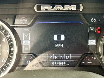 2019 RAM 1500 Laramie W/ SUNROOF