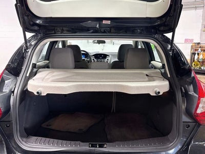 2014 Ford Focus SE W/ CLEAN CARFAX!