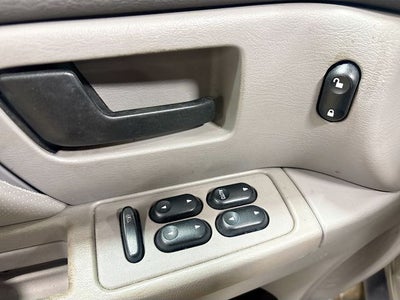 2004 Ford Taurus SE