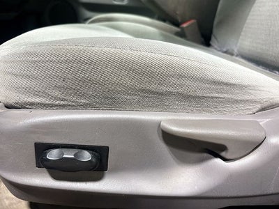 2004 Ford Taurus SE
