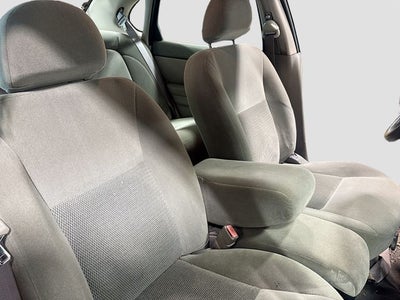 2004 Ford Taurus SE