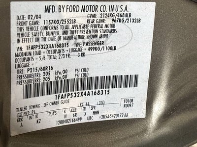 2004 Ford Taurus SE
