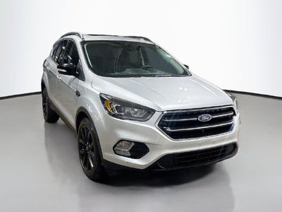 2019 Ford Escape Titanium W/ SUNROOF