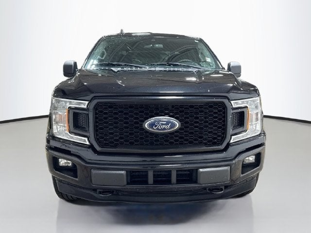 2020 Ford F-150 XL W/ CLEAN CARFAX!