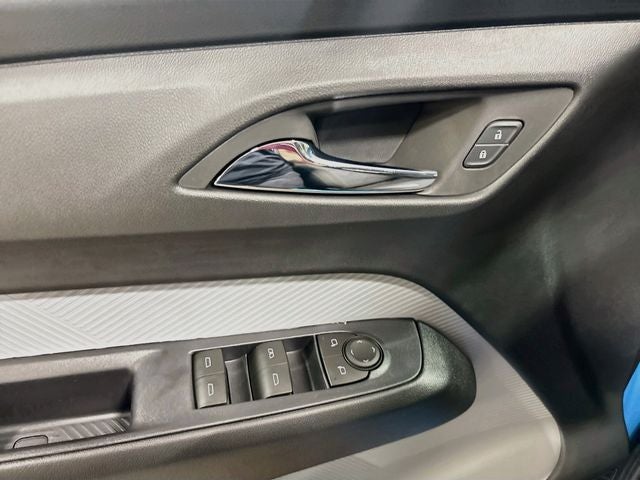 2027 Chevrolet Bolt EV LT