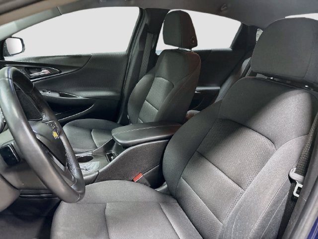 2016 Chevrolet Malibu LT W/ ONLY 17K MILES!